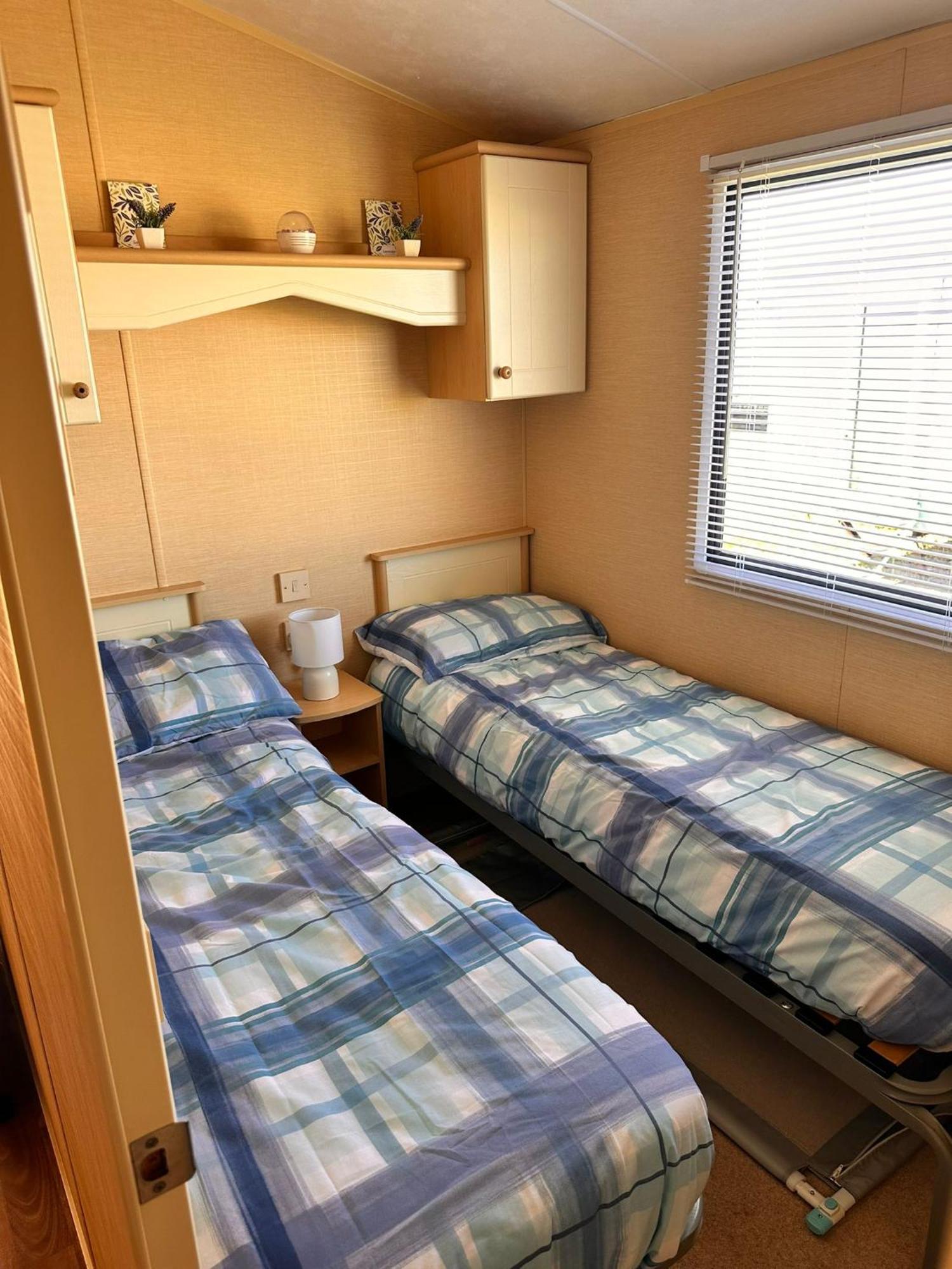 Browns Caravan Rentals, 8 Berth, The Chase, Ingoldmells * Skegness